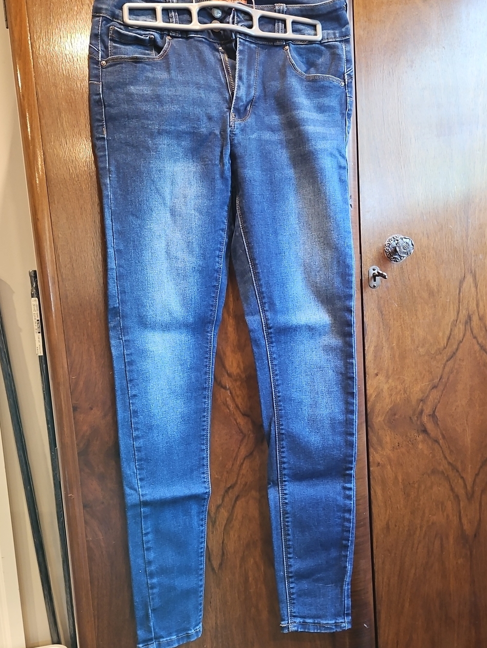 Women's Dark Blue Straight Leg Jeans - Size 5